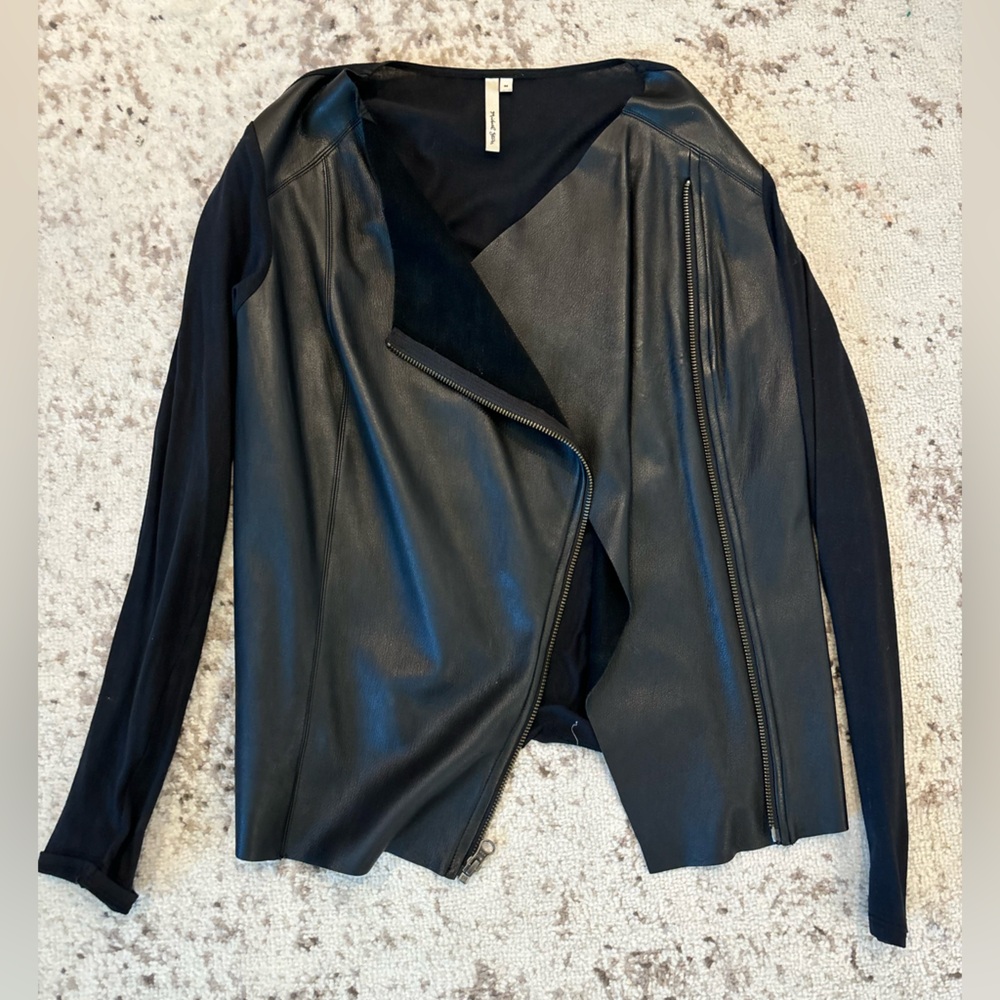 Lace black leather one sided jacket